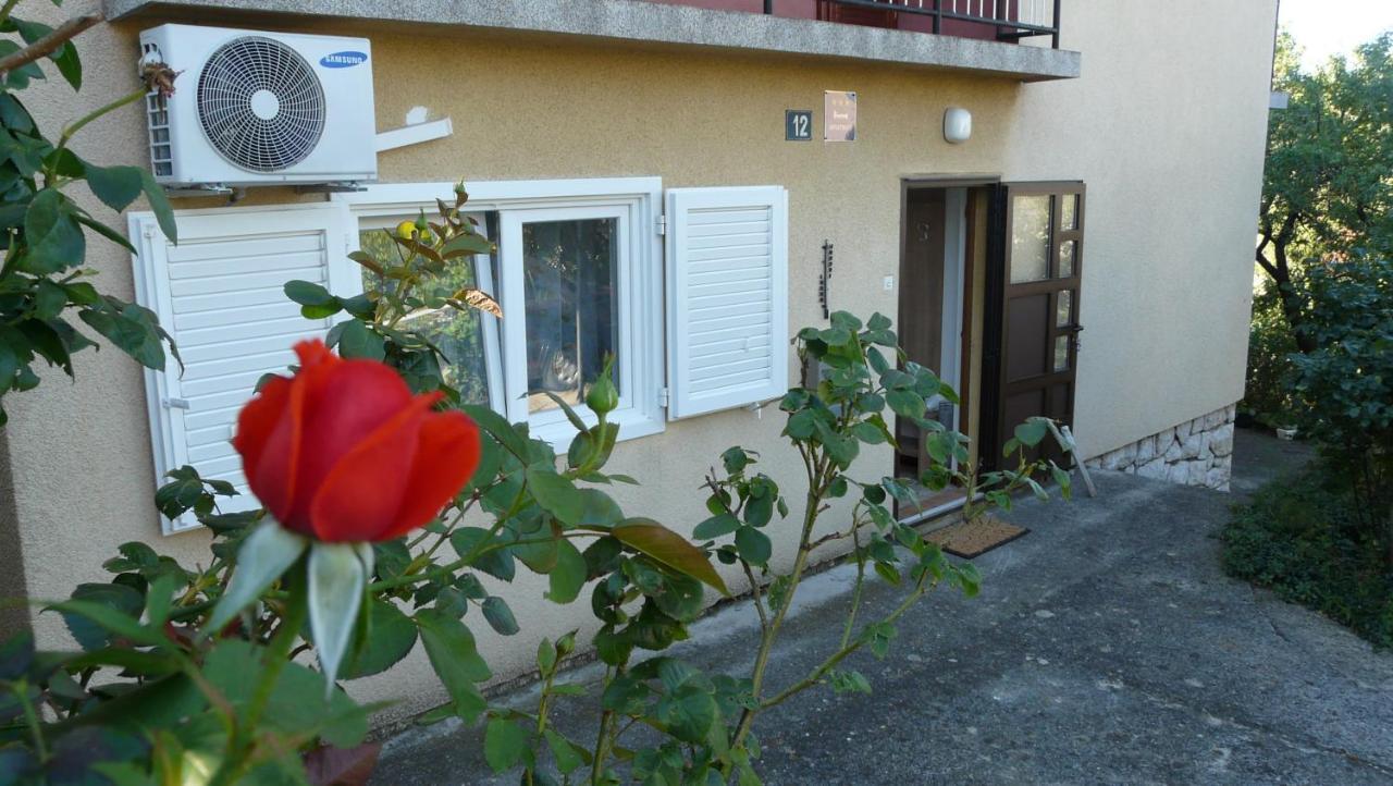 Apartment Ena 2 Senj  Bagian luar foto